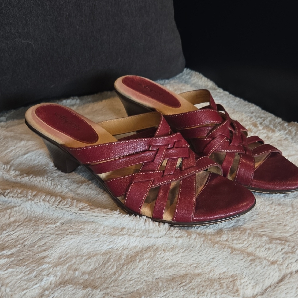 SOFTSPOTS Red Woven Sandals